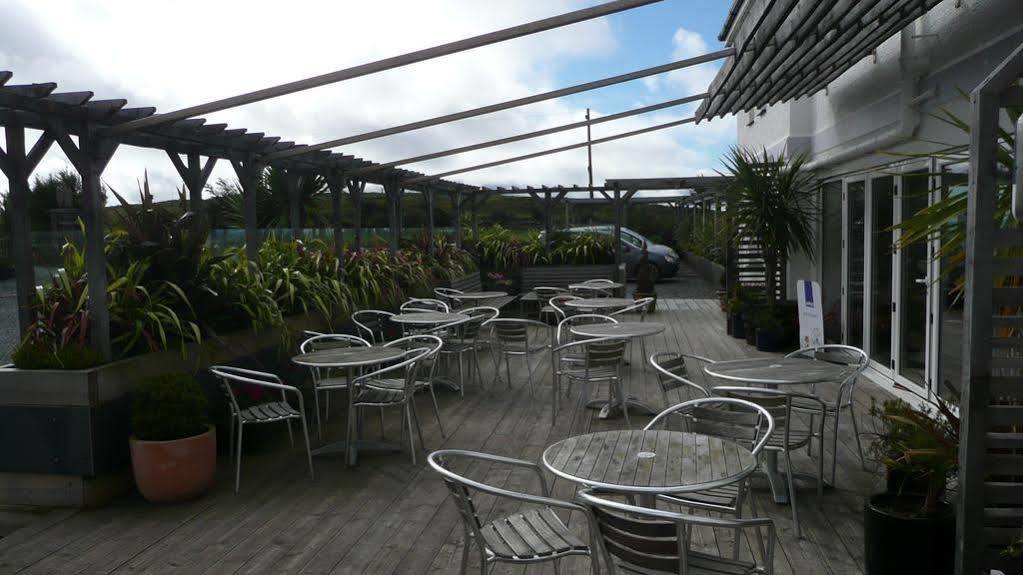 Elements Hotell Bude Exteriör bild